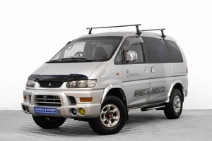 Минивэн Mitsubishi Delica 2002 года, 1799000 рублей, Барнаул