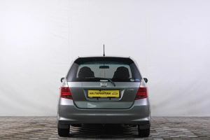 Хетчбэк Honda Fit 2005 года, 559000 рублей, Кемерово