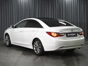 Седан Hyundai Sonata 2010 года, 1238000 рублей, Ставрополь