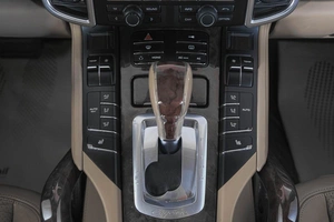 Внедорожник Porsche Cayenne 2011 года, 3219000 рублей, Кемерово