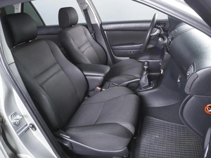 Универсал Toyota Avensis 2008 года, 850000 рублей, Ростов-на-Дону