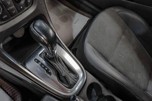 Хетчбэк Opel Astra 2011 года, 699000 рублей, Челябинск