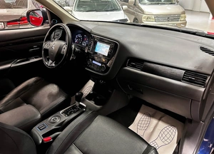 Внедорожник Mitsubishi Outlander 2015 года, 1667000 рублей, Красноярск