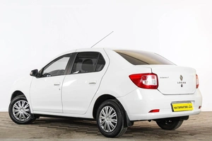 Седан Renault Logan 2017 года, 679000 рублей, Тюмень