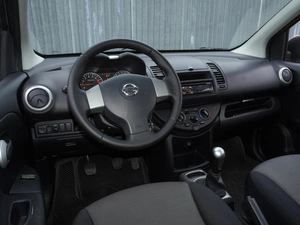 Хетчбэк Nissan Note 2013 года, 648000 рублей, Тверь