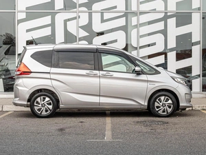 Минивэн Honda Freed+ 2017 года, 1299000 рублей, Краснодар