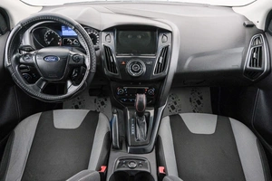 Хетчбэк Ford Focus 2012 года, 899000 рублей, Красноярск
