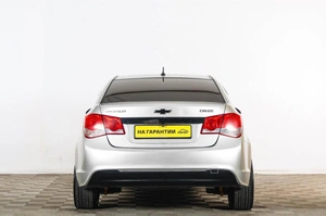Седан Chevrolet Cruze 2013 года, 849000 рублей, Тюмень