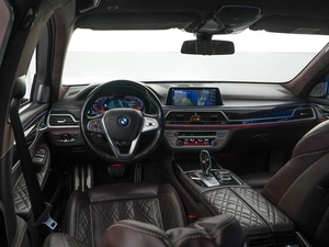 Седан BMW 7 серия 2019 года, 5888077 рублей, Москва