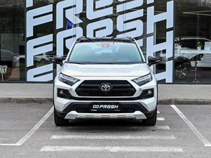 Внедорожник Toyota RAV4 2024 года, 3785000 рублей, Волгоград