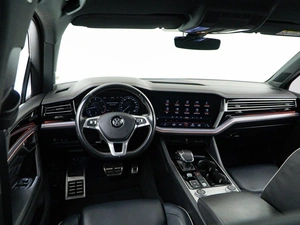 Внедорожник Volkswagen Touareg 2019 года, 8843055 рублей, Москва