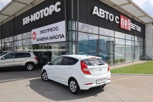 Хэтчбек Hyundai Solaris 2014 года, 990000 рублей, Мирное