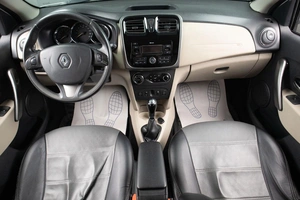 Седан Renault Logan 2017 года, 819000 рублей, Оренбург