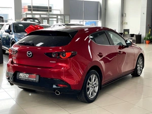 Хетчбэк Mazda 3 2019 года, 1987000 рублей, Солонцы