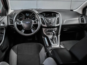 Хетчбэк Ford Focus 2012 года, 834000 рублей, Кирилловка