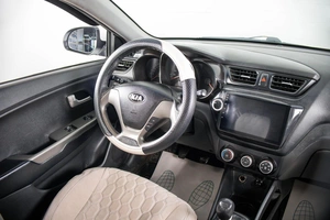 Седан Kia Rio 2015 года, 699000 рублей, Пермь