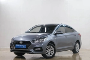 Седан Hyundai Solaris 2017 года, 929000 рублей, Новокузнецк