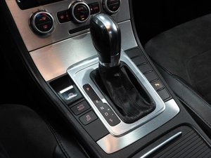 Седан Volkswagen Passat 2012 года, 1149000 рублей, Тюмень