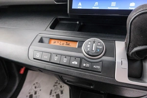 Минивэн Honda Freed 2012 года, 1179000 рублей, Красноярск