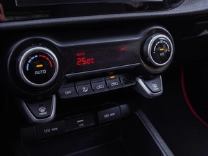 Хетчбэк Kia Rio X 2020 года, 1830000 рублей, Волгоград