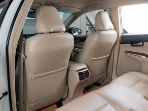 Седан Toyota Camry 2012 года, 1699000 рублей, Тюмень