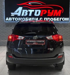 Внедорожник Toyota RAV4 2015 года, 2107000 рублей, Красноярск