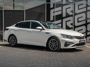 Седан Kia Optima 2018 года, 2300000 рублей, Краснодар