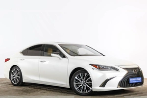 Седан Lexus ES 2019 года, 3699000 рублей, Тюмень