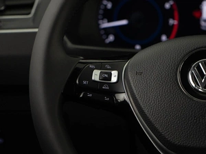 Внедорожник Volkswagen Tiguan 2017 года, 2985444 рублей, Москва