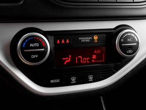 Хетчбэк Kia Picanto 2015 года, 1179000 рублей, Тюмень