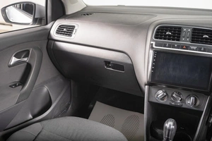 Хетчбэк Volkswagen Polo 2013 года, 899000 рублей, Томск