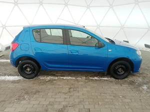 Хэтчбек Renault Sandero 1 года, 930000 рублей, Клинцы
