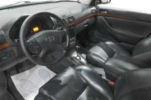 Седан Toyota Avensis 2006 года, 899000 рублей, Новокузнецк