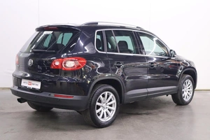 Внедорожник Volkswagen Tiguan 2010 года, 1080000 рублей, Брянск