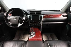 Седан Toyota Camry 2012 года, 1749000 рублей, Новосибирск