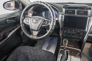 Седан Toyota Camry 2017 года, 2159000 рублей, Барнаул