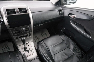 Седан Toyota Corolla 2007 года, 719000 рублей, Красноярск