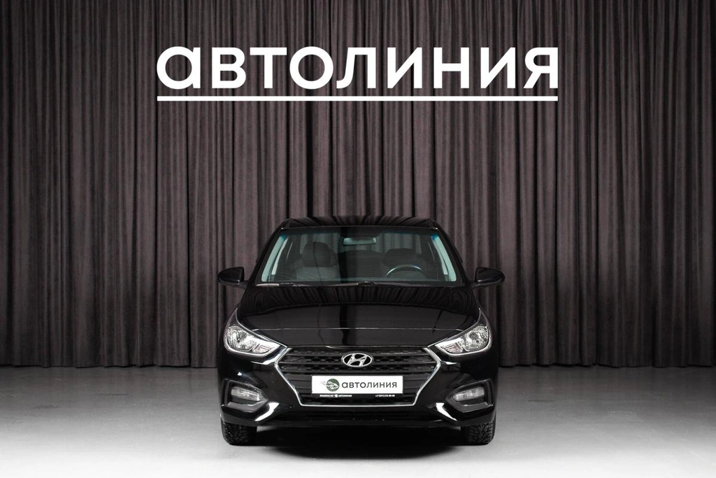 Седан Hyundai Solaris 2017 года, 965000 рублей, Красноярск