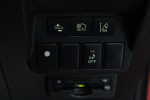 Универсал Toyota Prius Alpha 2016 года, 1398000 рублей, Солонцы