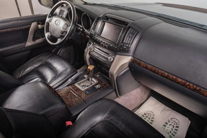 Внедорожник Toyota Land Cruiser 2011 года, 3359000 рублей, Томск