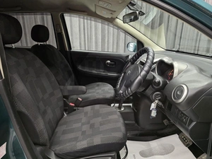 Хетчбэк Nissan Note 2005 года, 550000 рублей, Красноярск