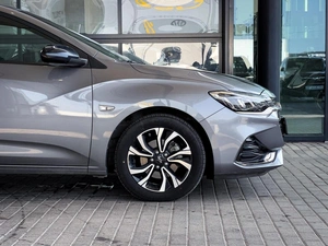Седан Chevrolet Monza 2020 года, 1650000 рублей, Уфа