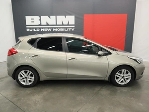 Хэтчбек Kia Ceed 2014 года, 1250000 рублей, Курск