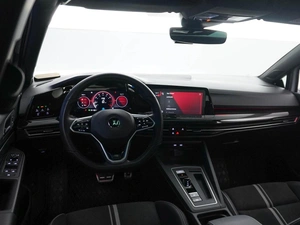 Хетчбэк Volkswagen Golf 2022 года, 2888444 рублей, Москва