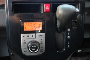 Минивэн Toyota Roomy 2017 года, 1099000 рублей, Омск