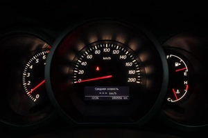 Внедорожник Suzuki Grand Vitara 2011 года, 1280000 рублей, Курск