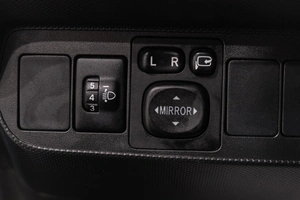 Хетчбэк Toyota Auris 2012 года, 1099000 рублей, Новокузнецк