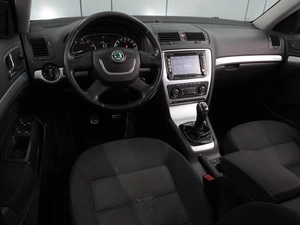 Универсал Skoda Octavia 2012 года, 1272000 рублей, Воронеж