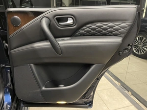 Внедорожник Infiniti QX80 2018 года, 6800000 рублей, Красноярск