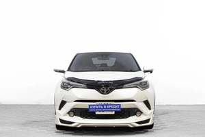 Внедорожник Toyota C-HR 2019 года, 1899000 рублей, Барнаул